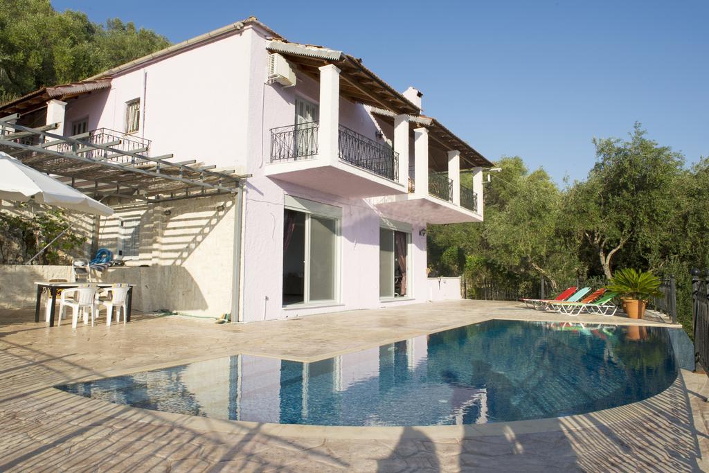 Villa Daniella Studio With Private Pool Nisaki  Værelse billede